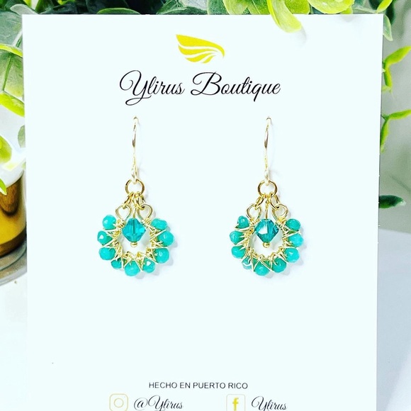 Earrings with non tarnish copper wire wrapping with jade and Swarovski - Picture 3 of 5